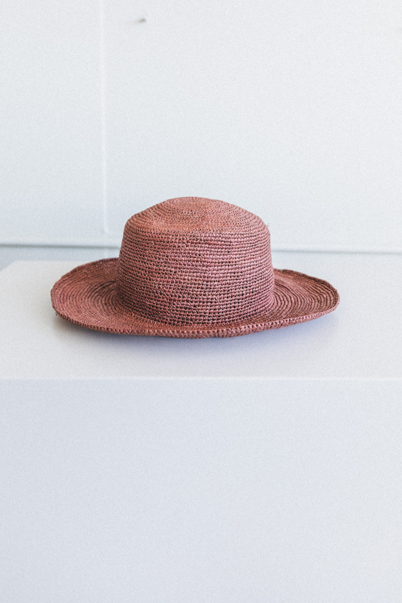 GARDEN HAT IN PANAMA STRAW