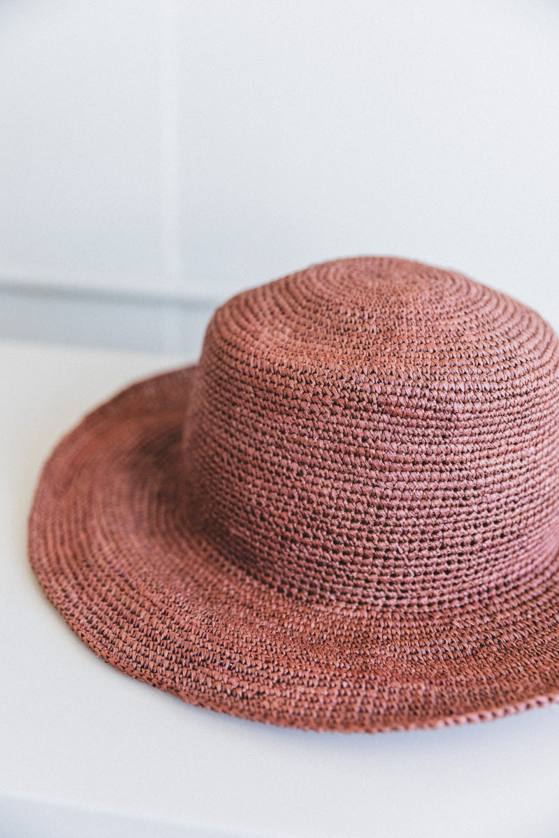 GARDEN HAT IN PANAMA STRAW