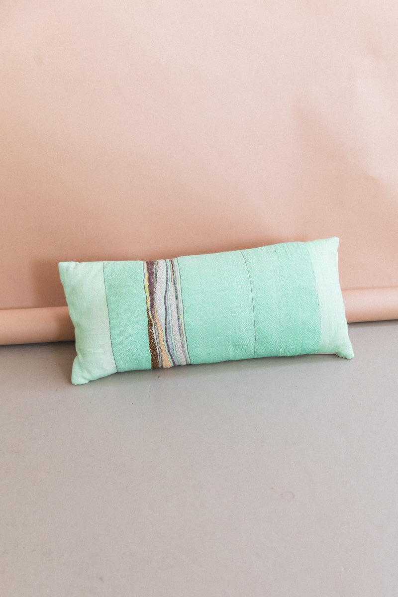 ROCK SLAB PILLOW IN MINT