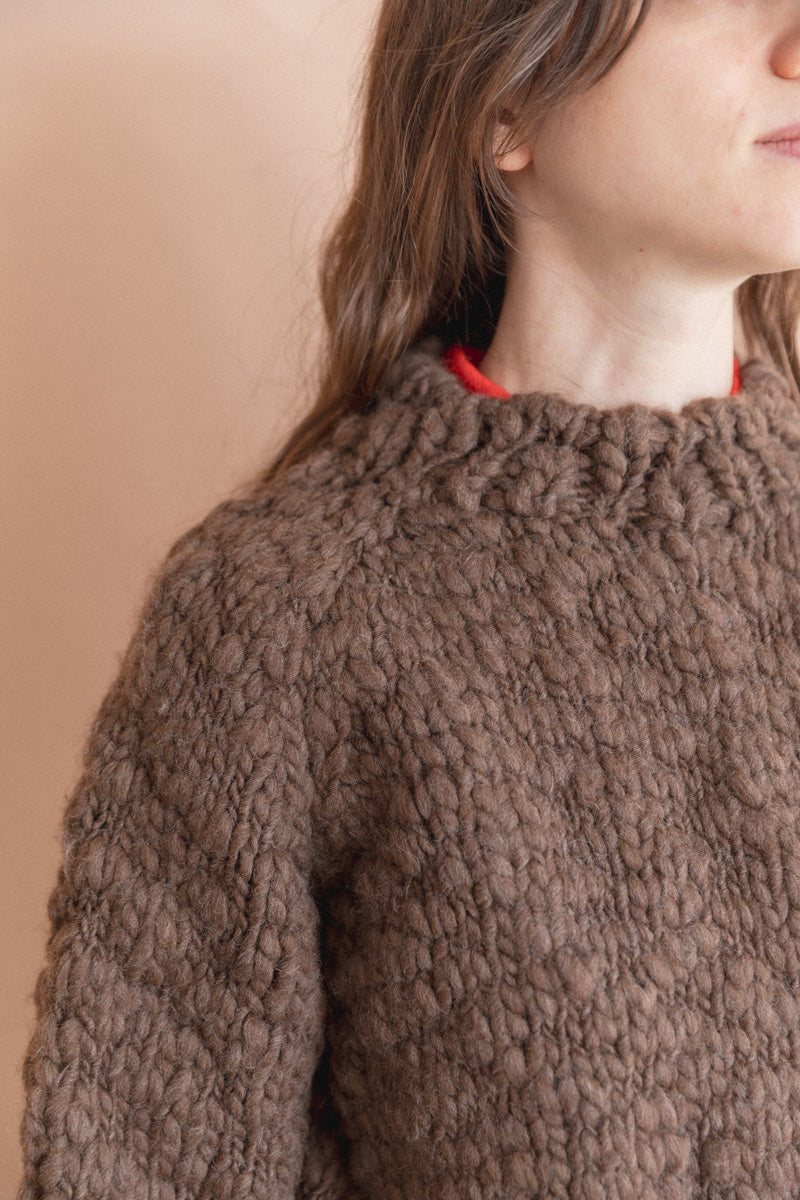 HAND KNITTED WOOL CAVEN SWEATER IN EARTH