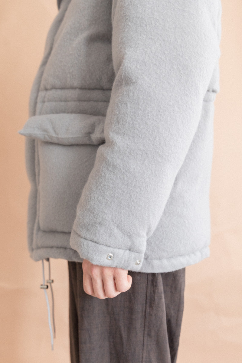 BRUSHED ALPACA WOOL DOWN BLOUSON IN LIGHT GRAY