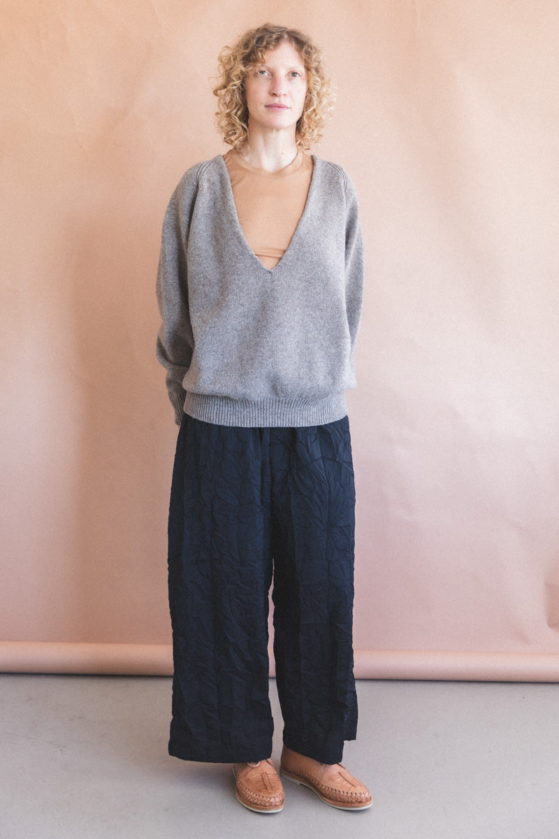 SOAR V-NECK SWEATER