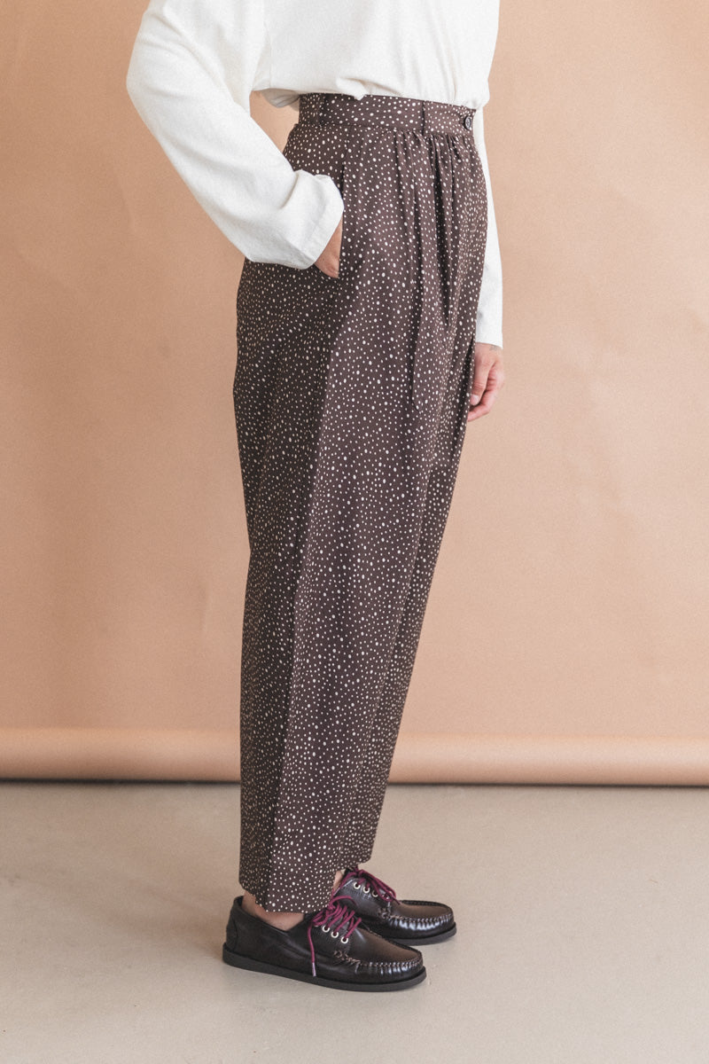 BRADY TROUSER IN CHOCOLATE DOT