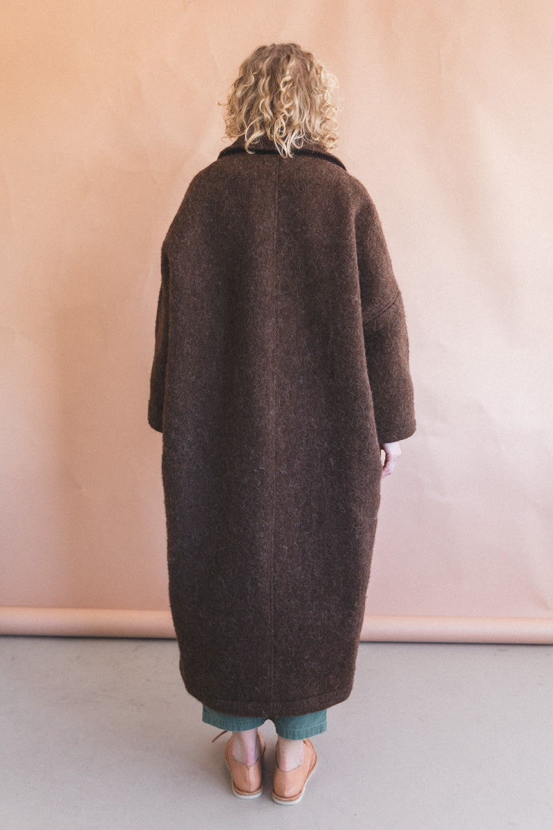 FARO COAT IN PORTUGUESE LONG HAIR WOOL