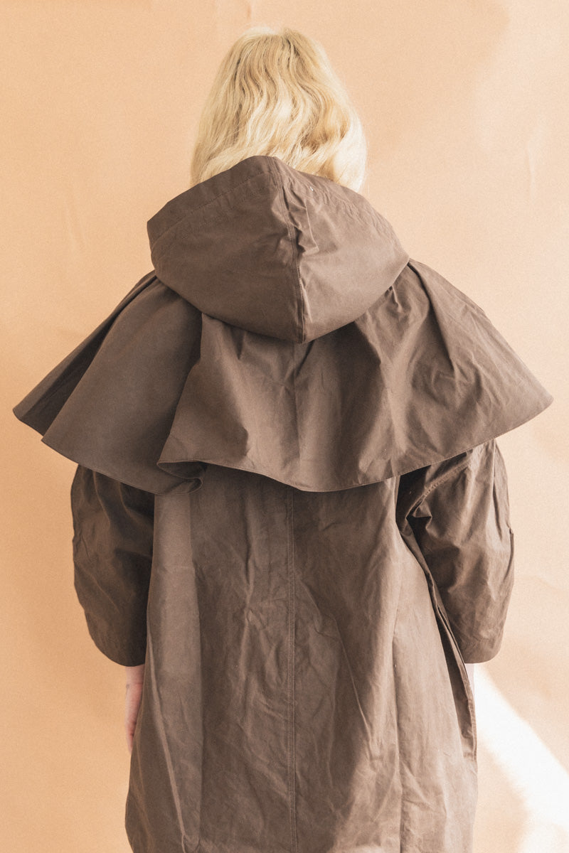 HOODED CAPE IN BRACKEN BRITISH DRY OILSKIN