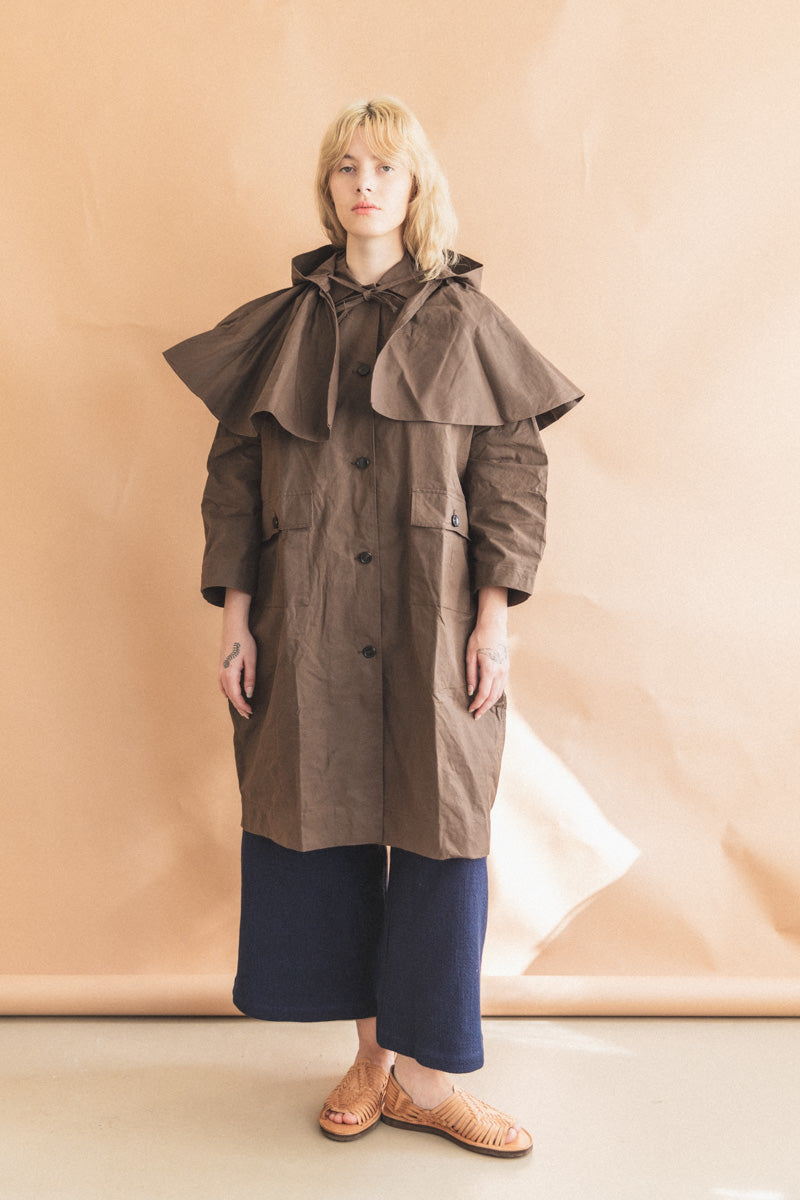 HOODED CAPE IN BRACKEN BRITISH DRY OILSKIN