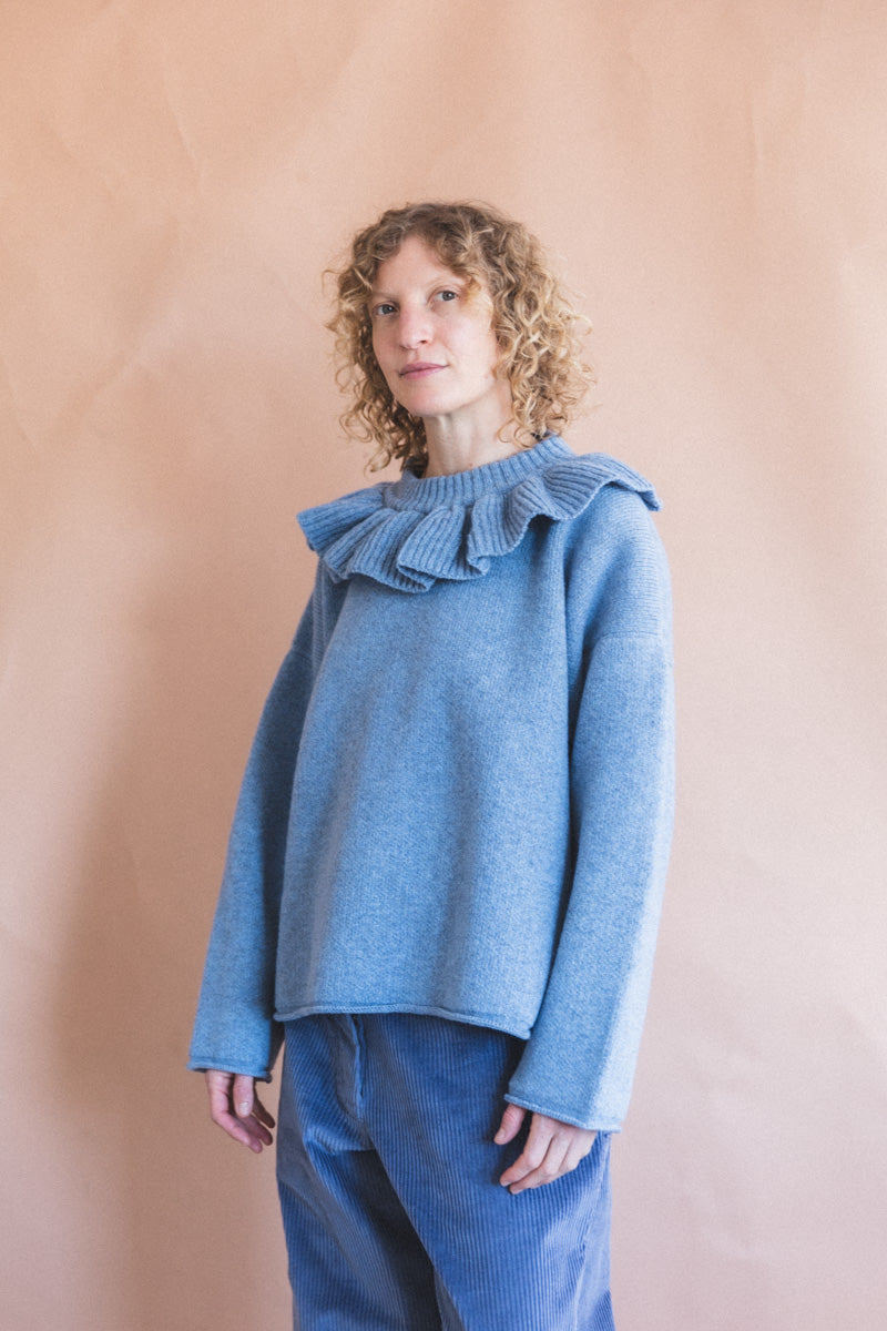 RUFFLE NECK PULLOVER IN GLACIER BRITISH LAMBSWOOL