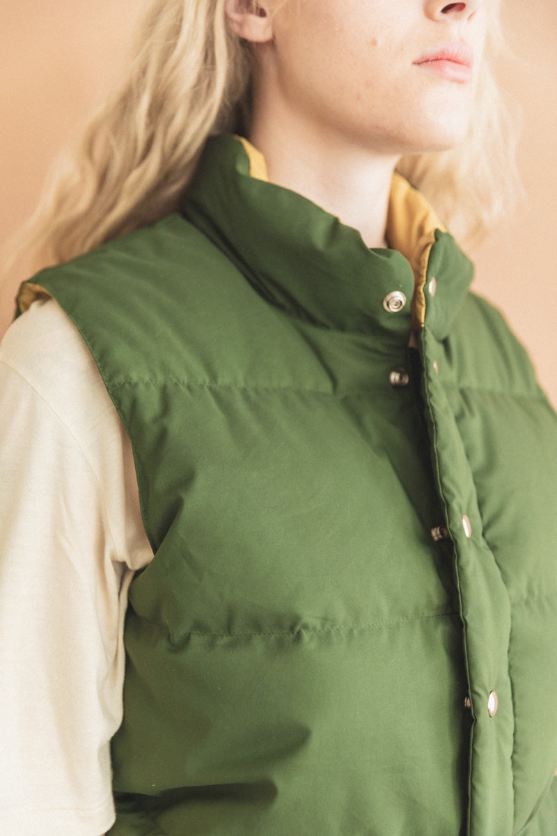 DOWN ITALIAN VEST IN OLIVE