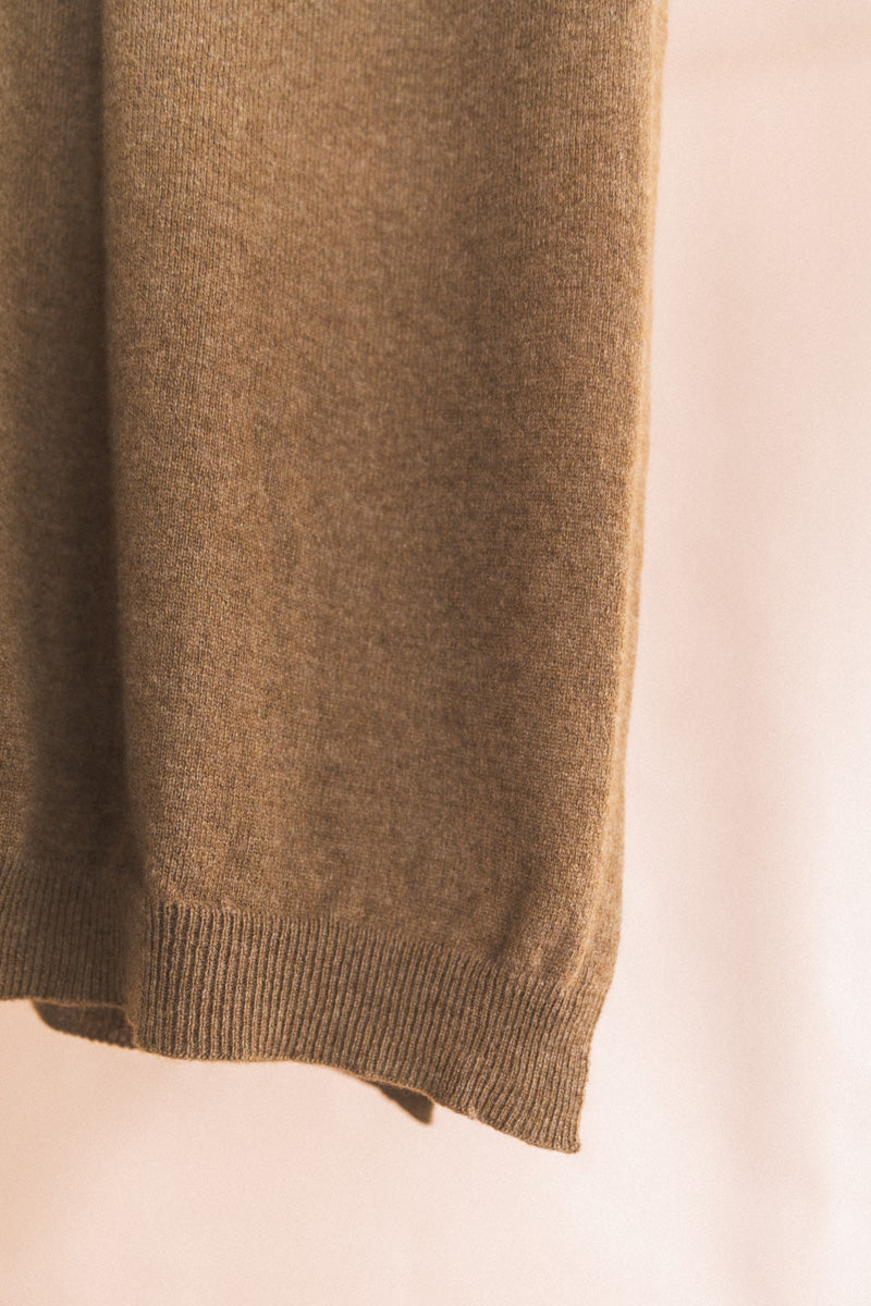 KNIT SHAWL IN DARK OCHRE CASHMERE/LAMBSWOOL