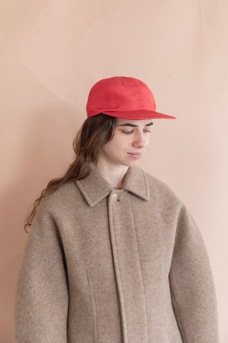 BASEBALL CAP IN RED SILK