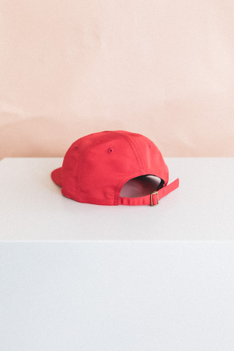 BASEBALL CAP IN RED SILK