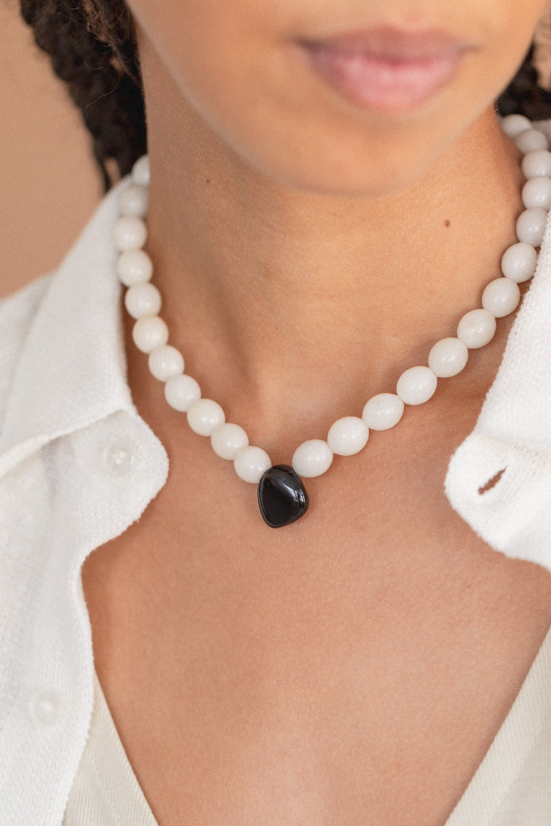 QUARANTATRE NECKLACE IN JADE AND ONYX