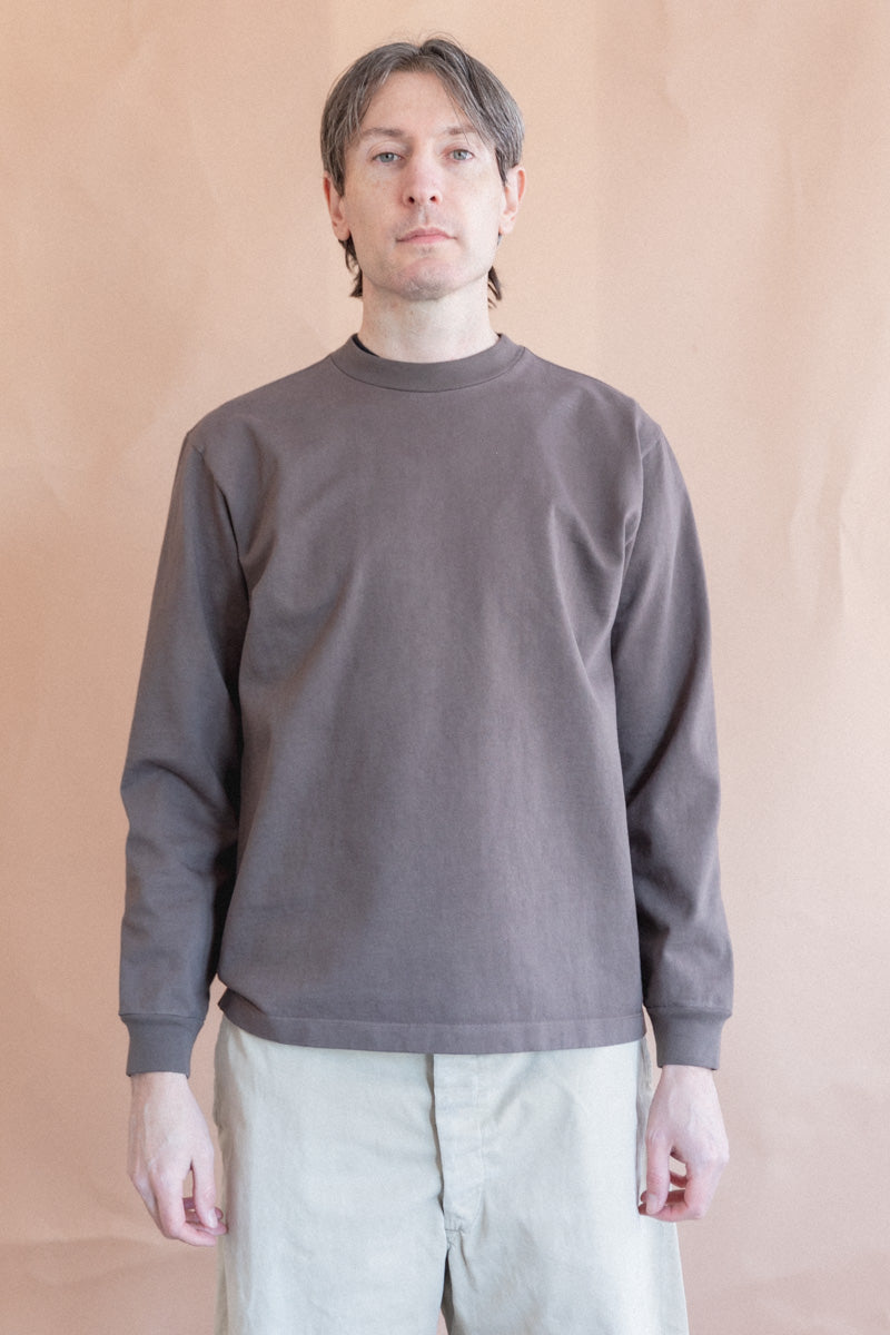 LONG SLEEVE RUGBY TEE IN DEEP CEMENT