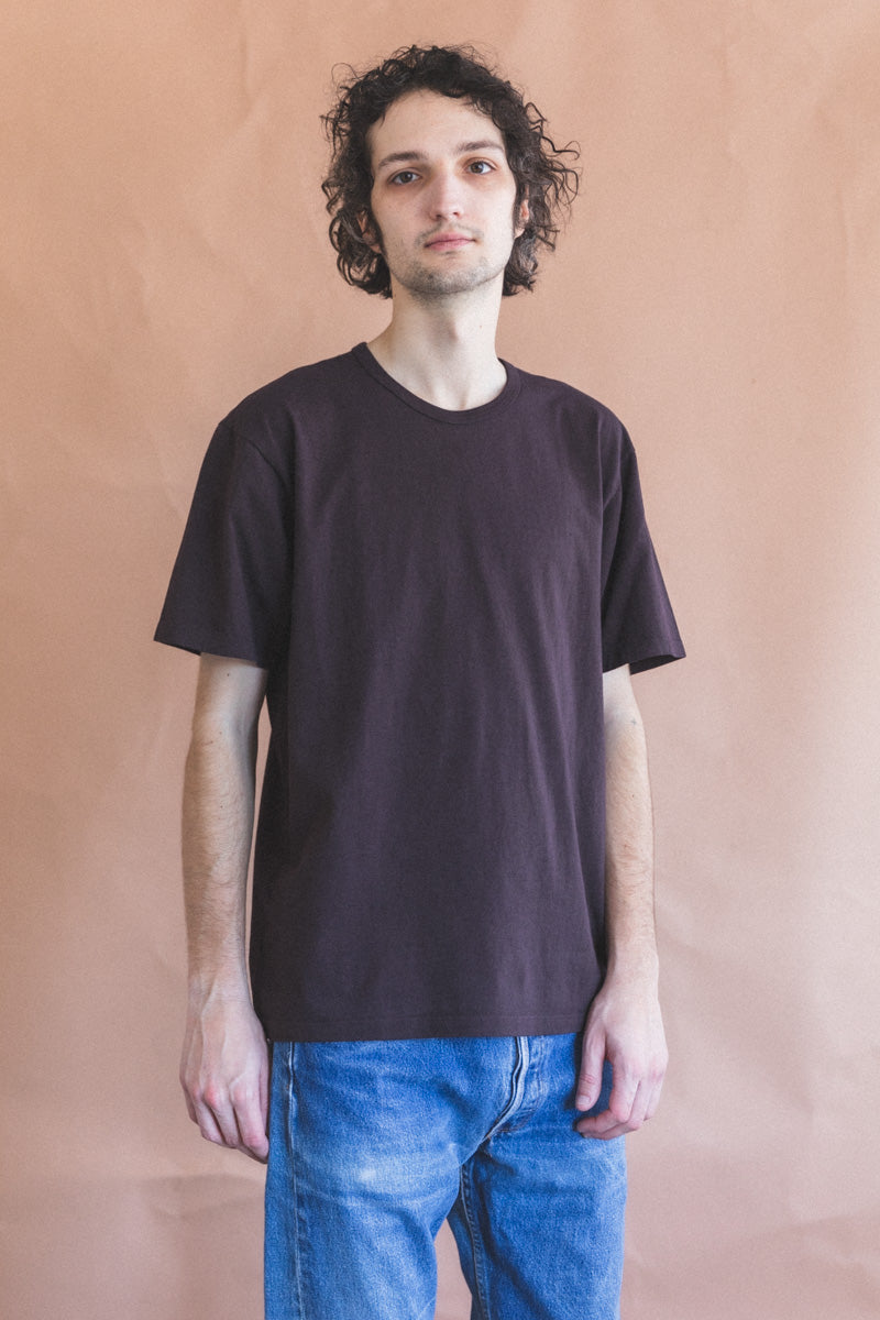 OUR TEE SHIRT IN MUDDY BROWN