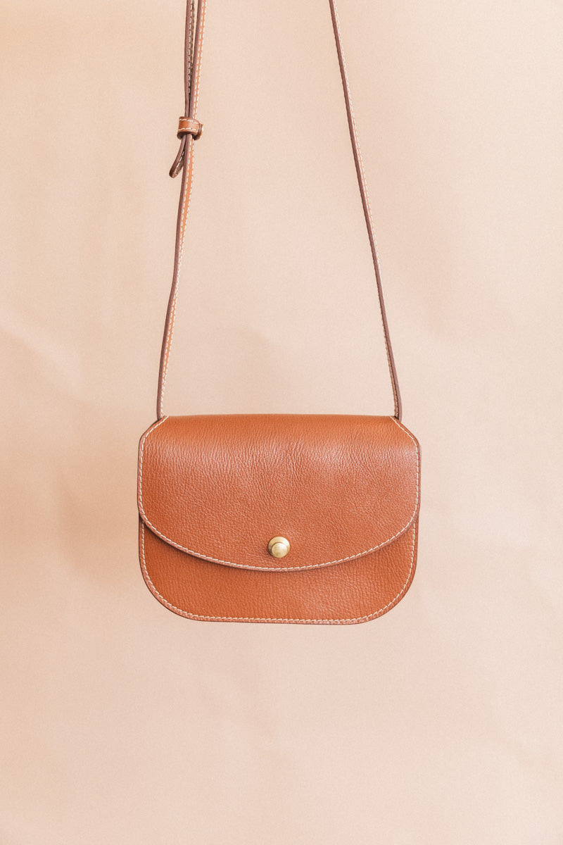 PO CROSSBODY IN BROWN PEBBLE LEATHER