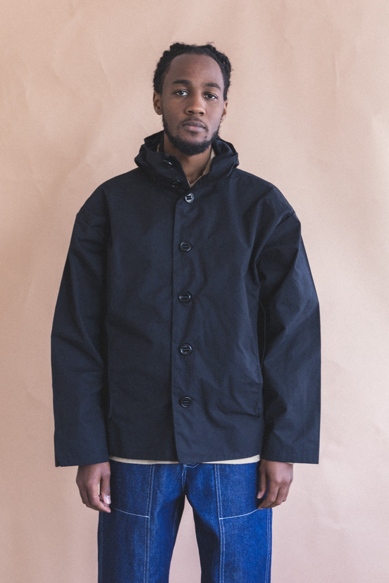 R17Y3 MASTER SHIELD JACKET IN BLACK