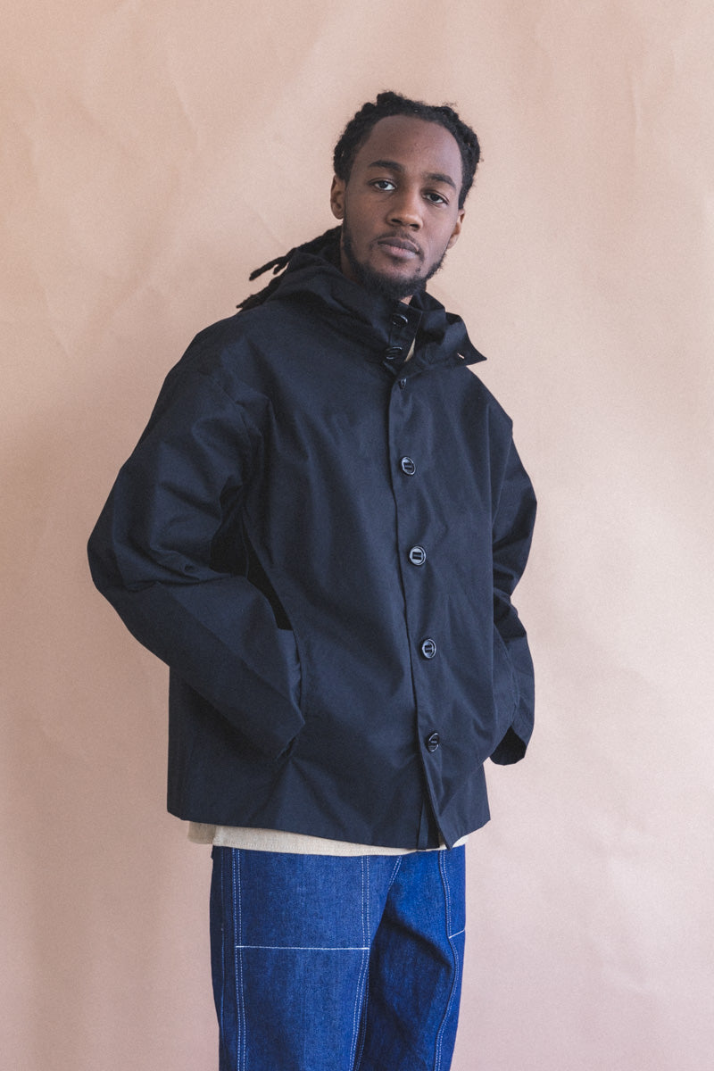 R17Y3 MASTER SHIELD JACKET IN BLACK