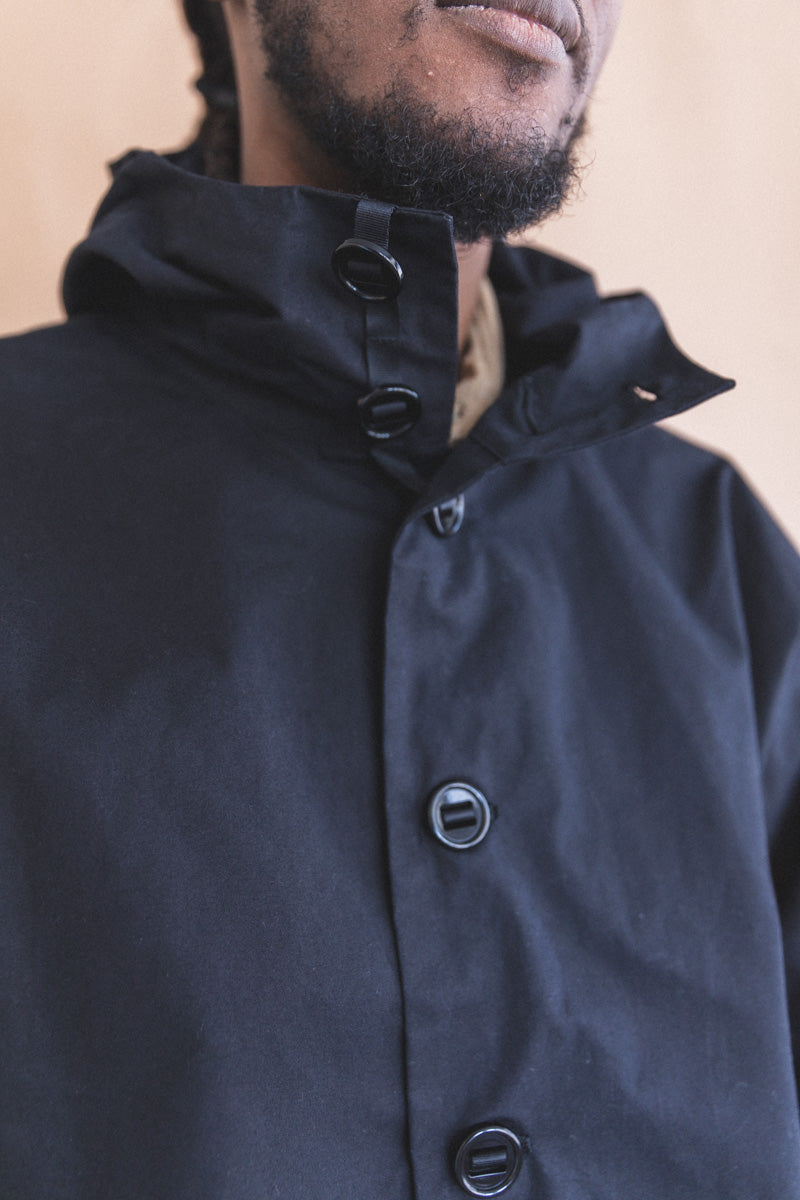 R17Y3 MASTER SHIELD JACKET IN BLACK