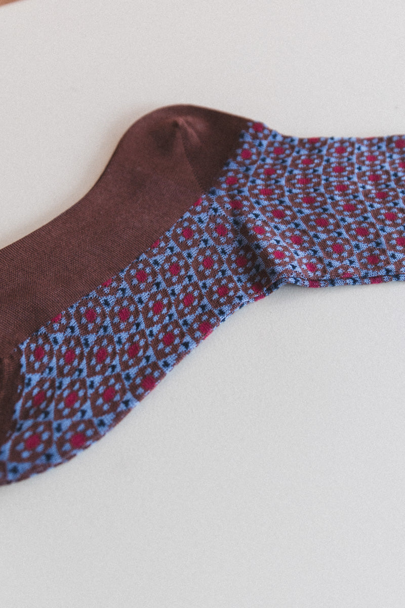 GEOMETRIC SOCKS IN RUST