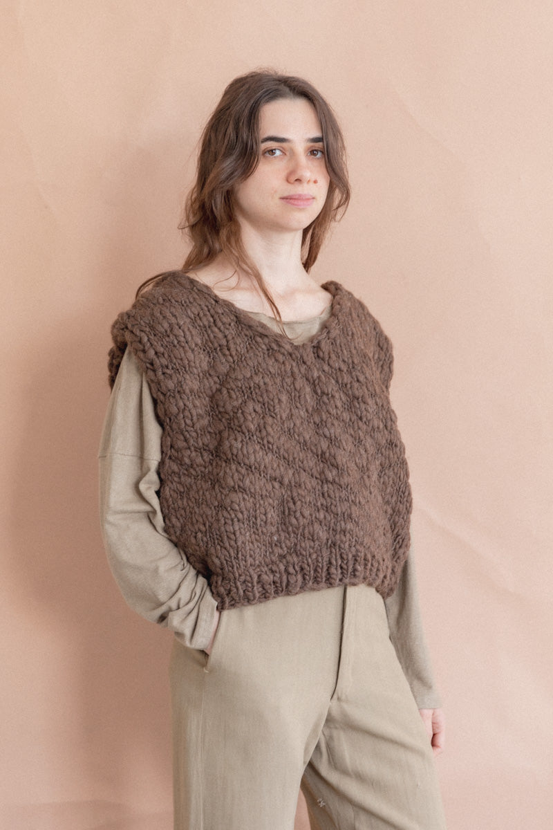 HAND KNIT WOOL ACACIA VEST IN EARTH