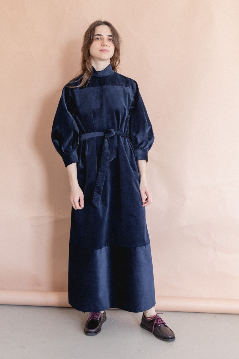 AGATHON DRESS IN NAVY MID WALE CORDUROY