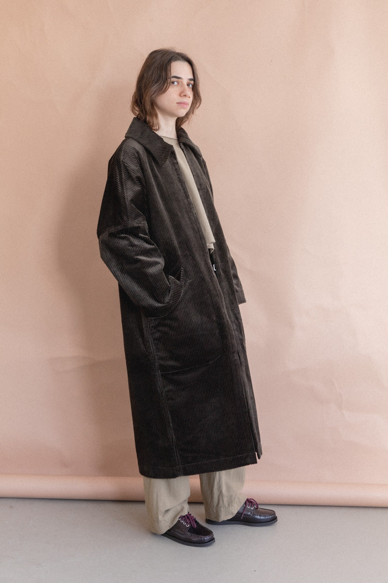 PANTHEON COAT IN BARK MID WALE CORDUROY