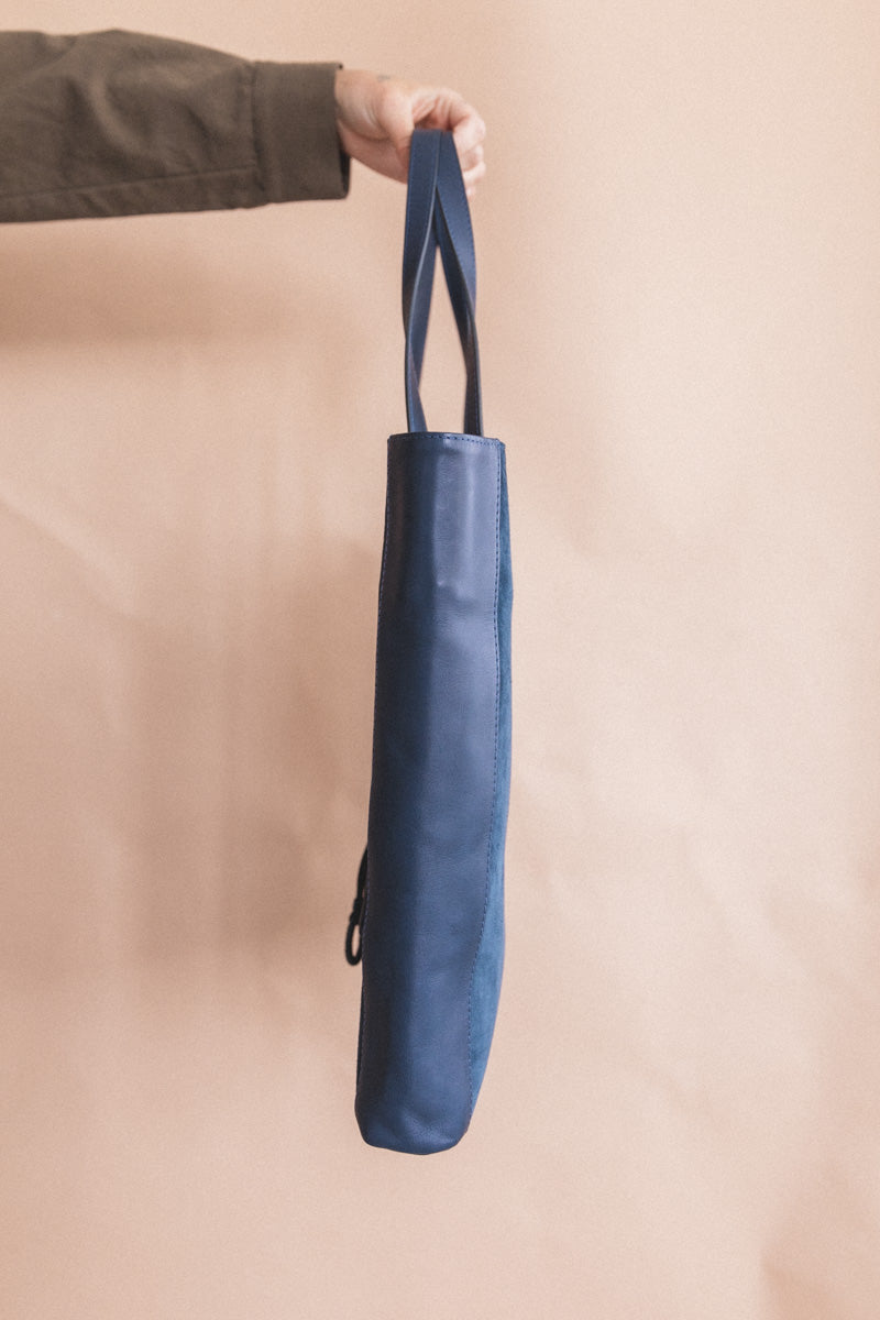 VOADY TOTE IN DARK INDIGO SUEDE AND LEATHER