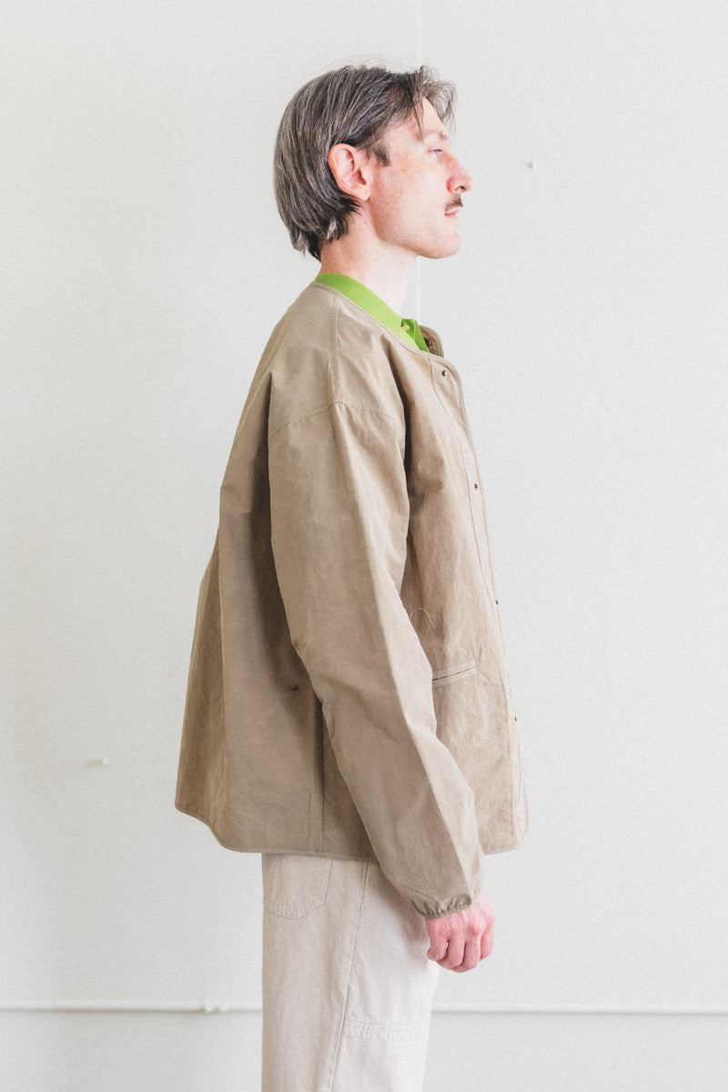 DOJO LINER JACKET IN SANDSTONE