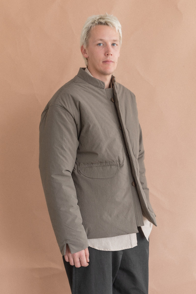 MAHA DOJO JACKET IN GRAPHITE