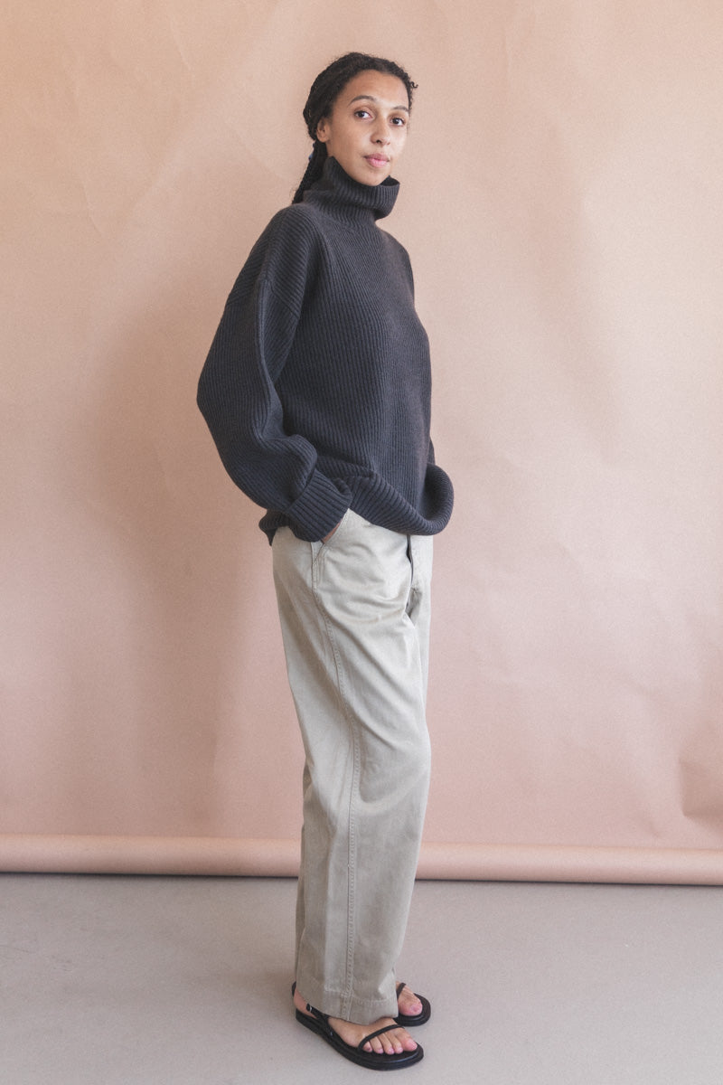 TURTLENECK CLOUD SWEATER IN GREY DOUBLE KNIT YAK WOOL