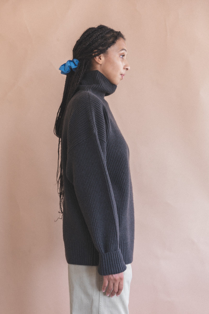 TURTLENECK CLOUD SWEATER IN GREY DOUBLE KNIT YAK WOOL