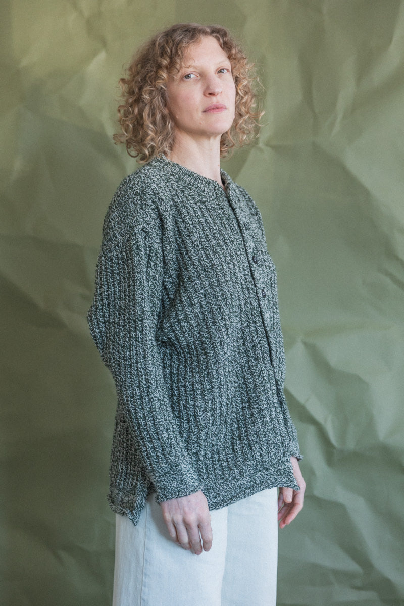 TACUINUM CARDIGAN IN CONNEMARA GREEN SHETLAND WOOL