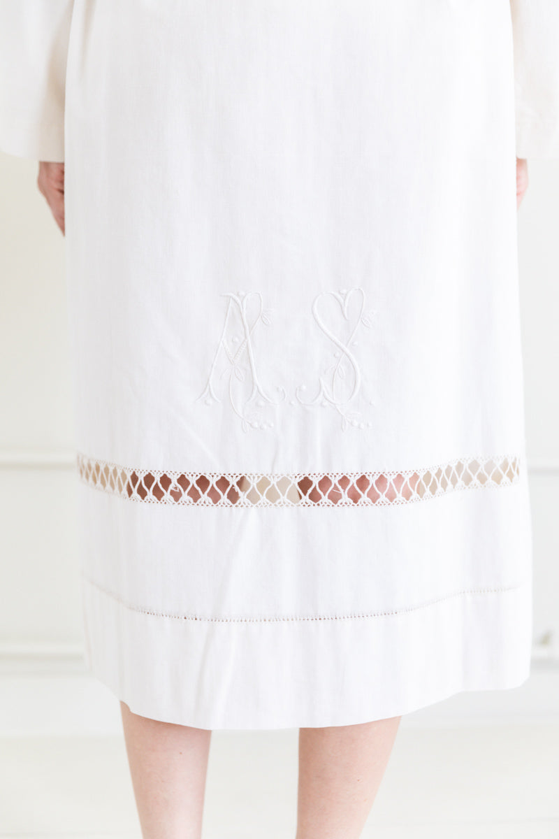 ROBE DRESS IN NATURAL ANTIQUE COTTON