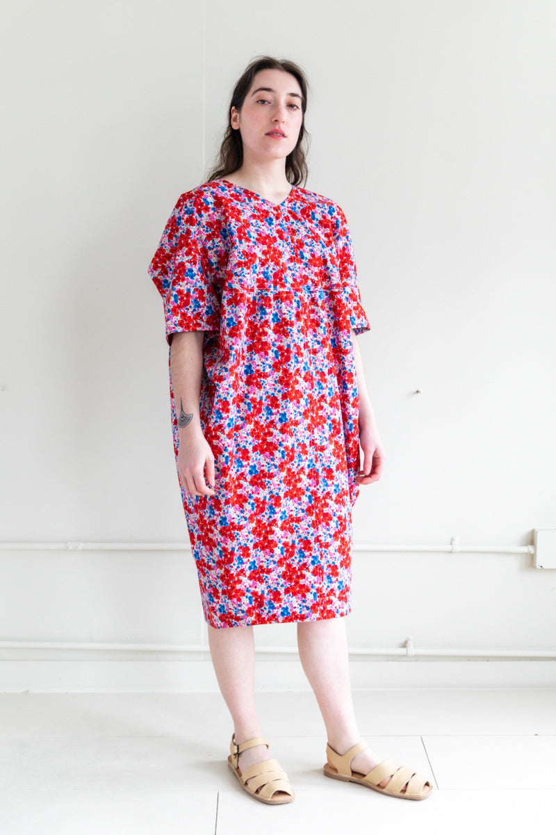 MOXY DRESS IN RED POSY POPLIN