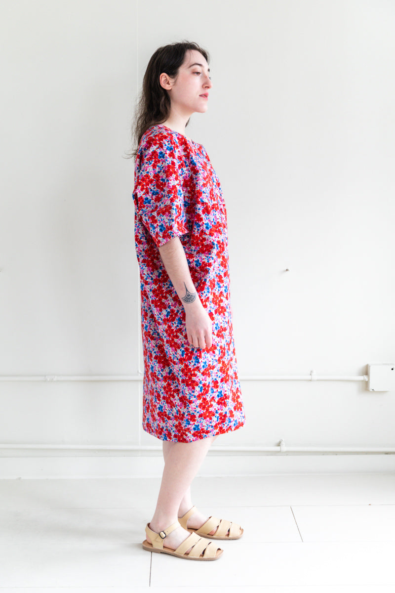 MOXY DRESS IN RED POSY POPLIN